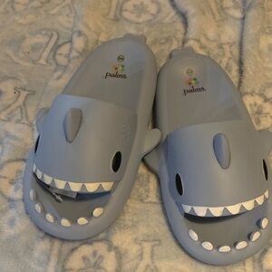 Palms Shark Slippers for Men - Light Blue